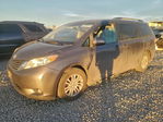 Toyota Sienna 2012
