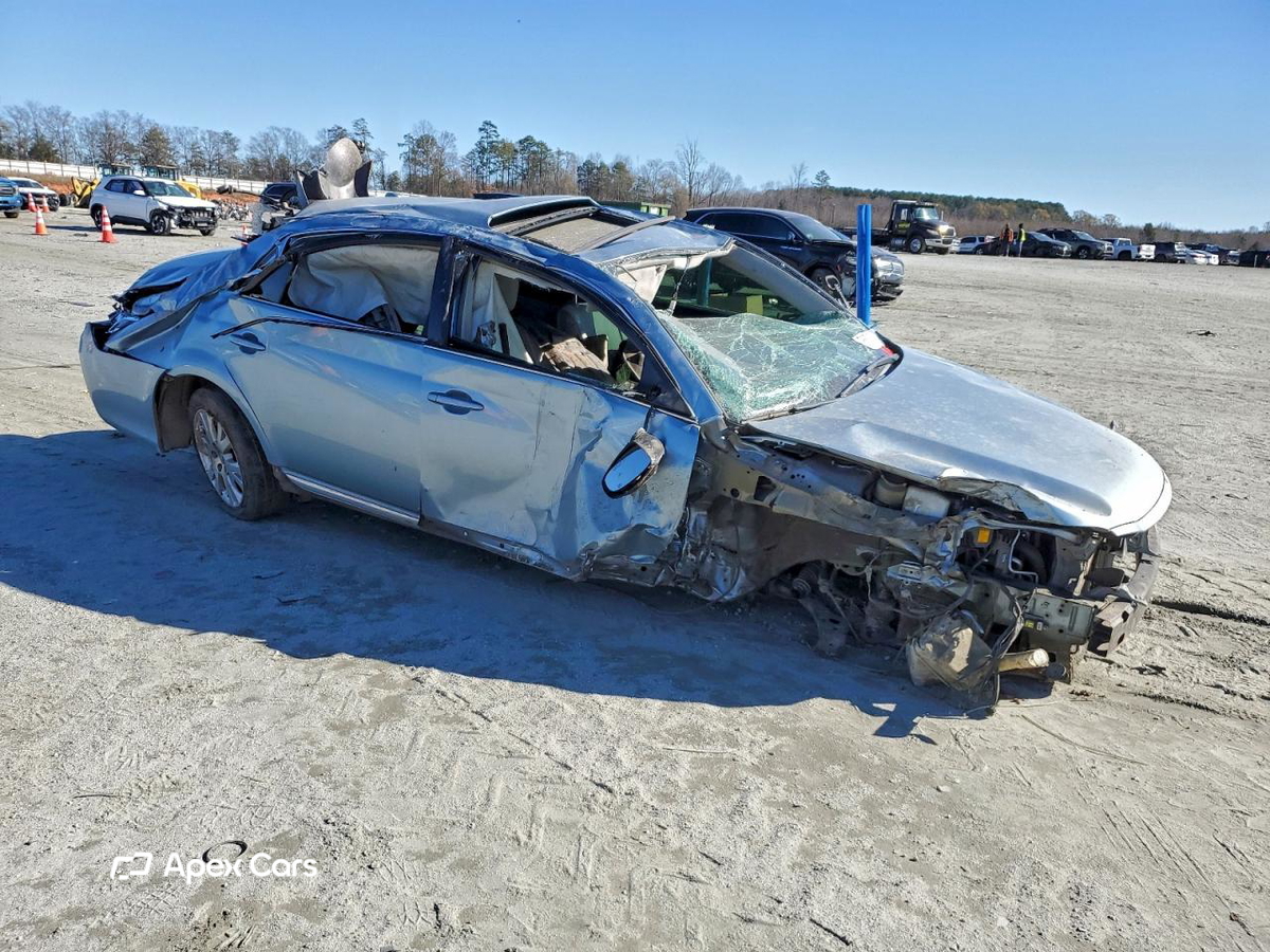 Toyota Avalon 2011