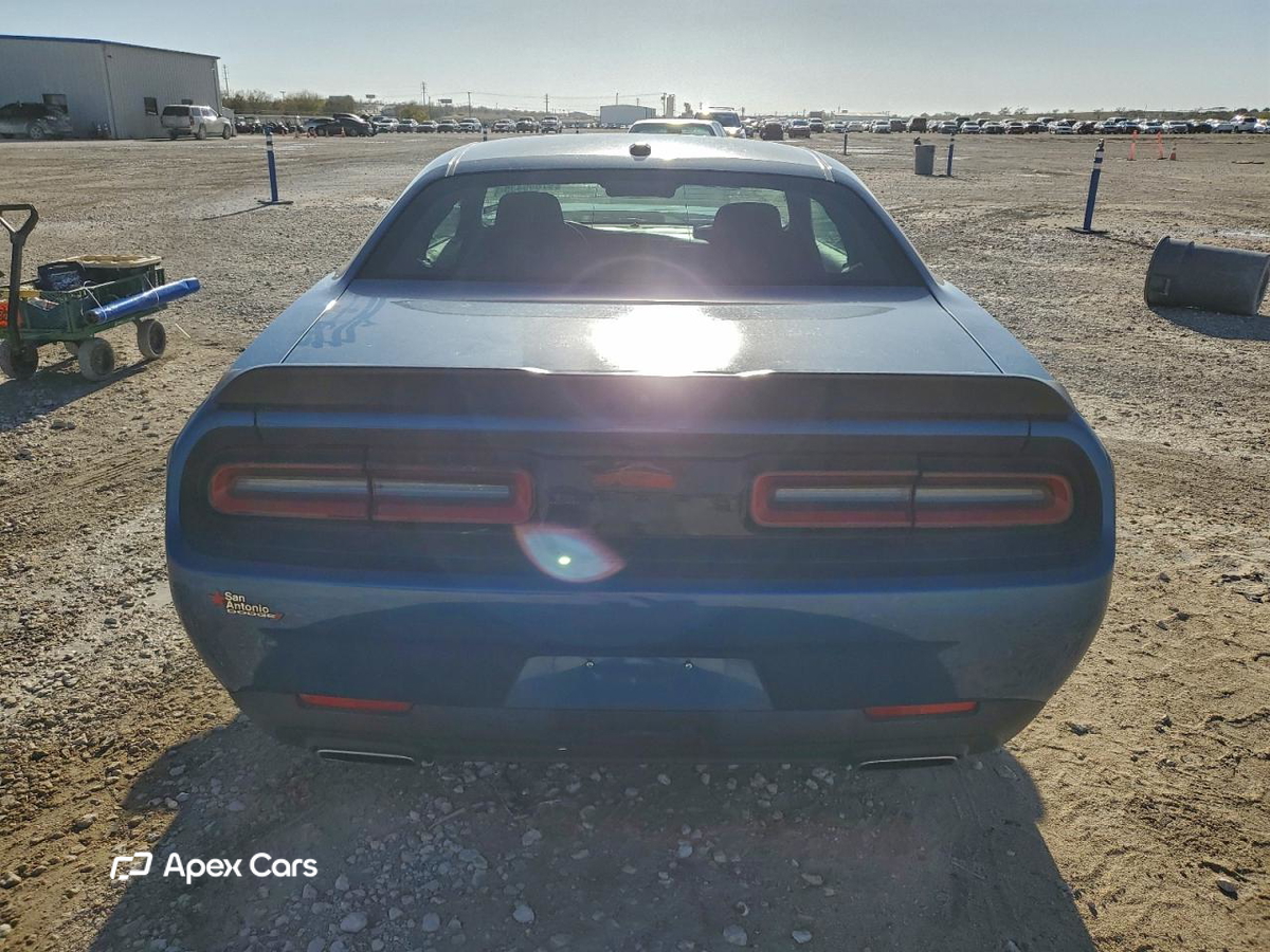 Dodge Challenger 2021