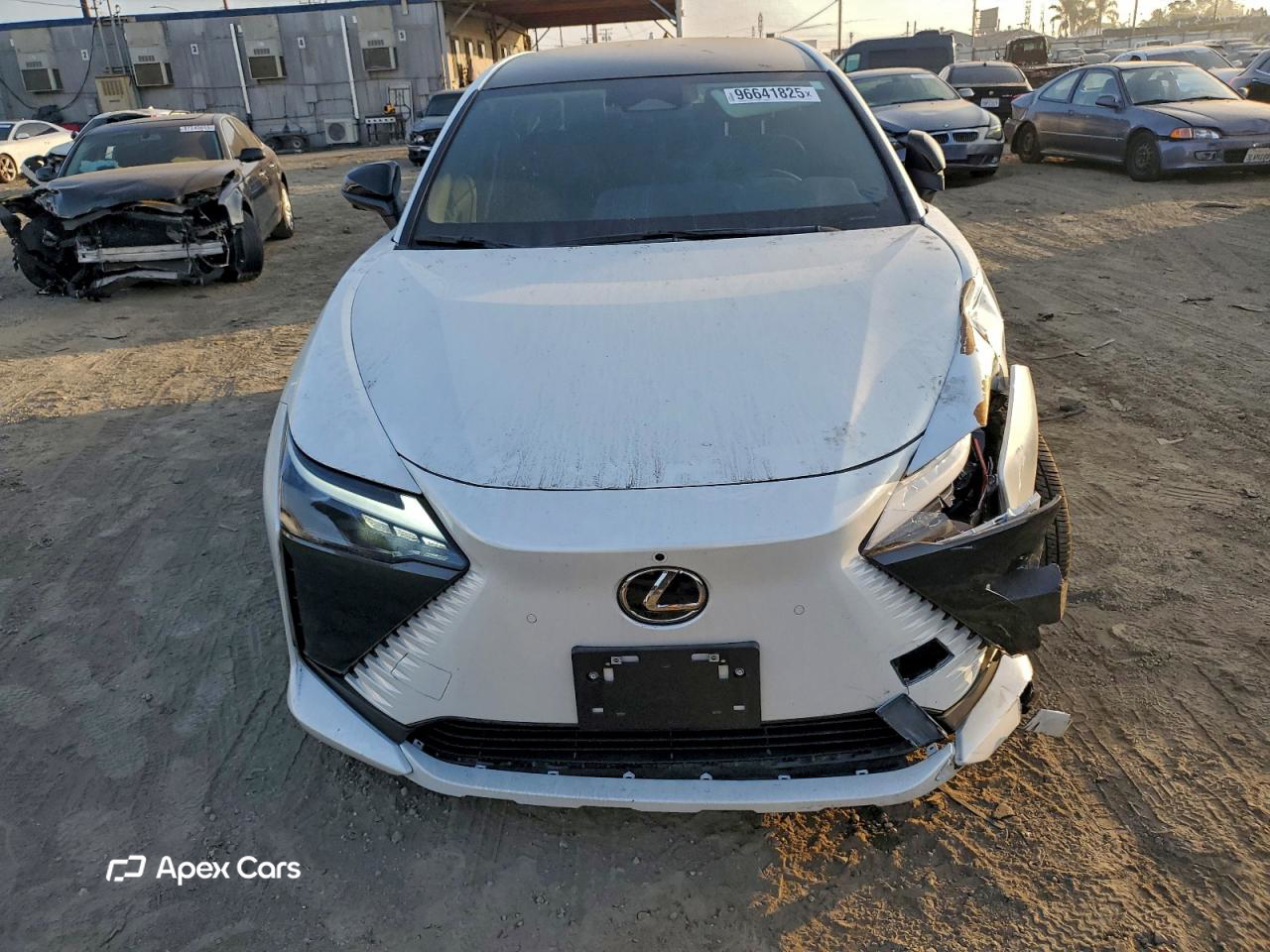 Lexus RZ 2025