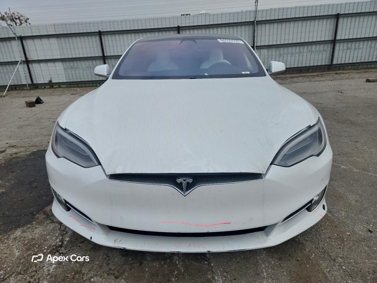 Tesla Model S 2020