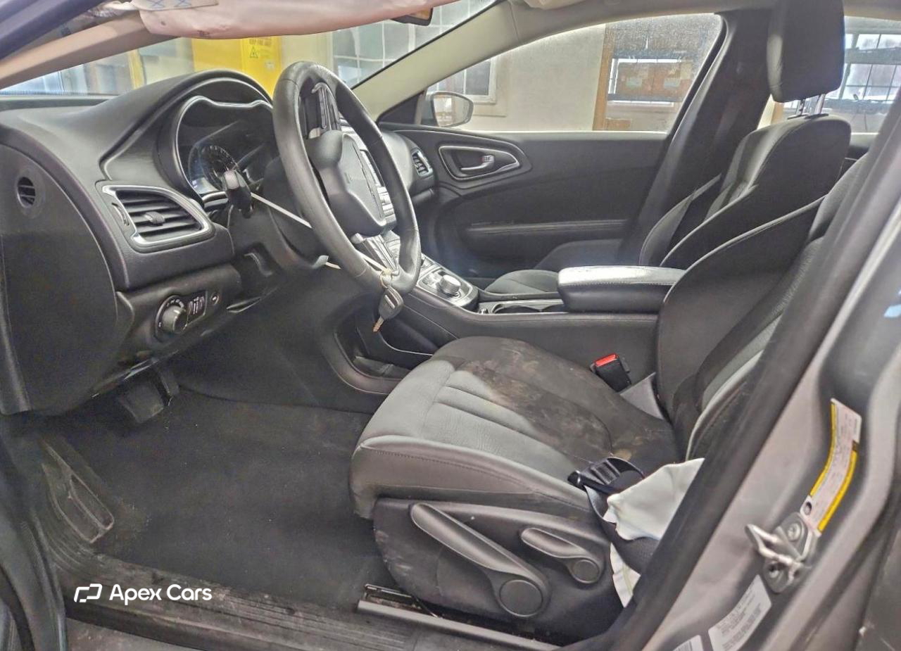 Chrysler 200 2015