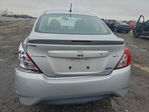 Nissan Versa 2015