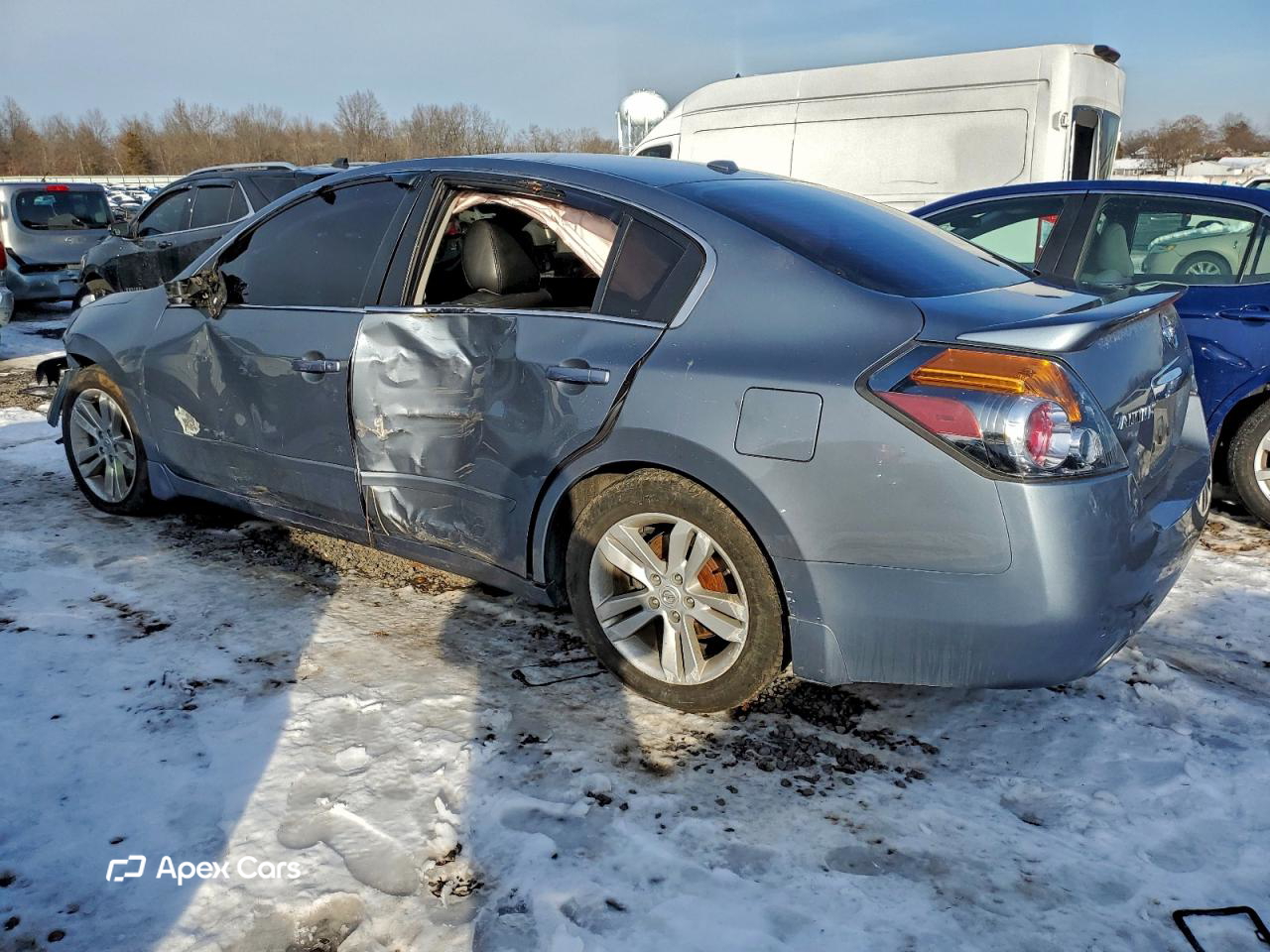 Nissan Altima 2011