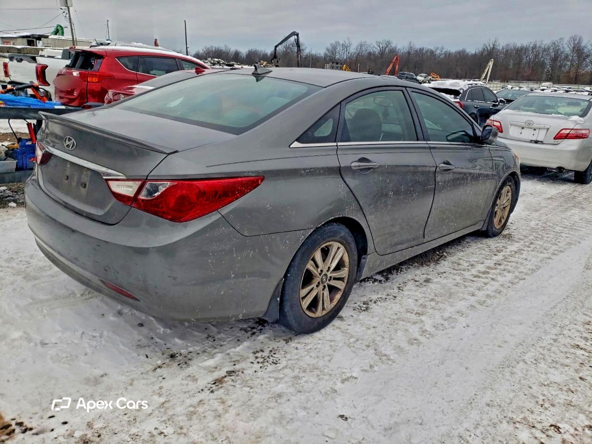 Hyundai Sonata 2013