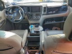 Toyota Sienna 2015