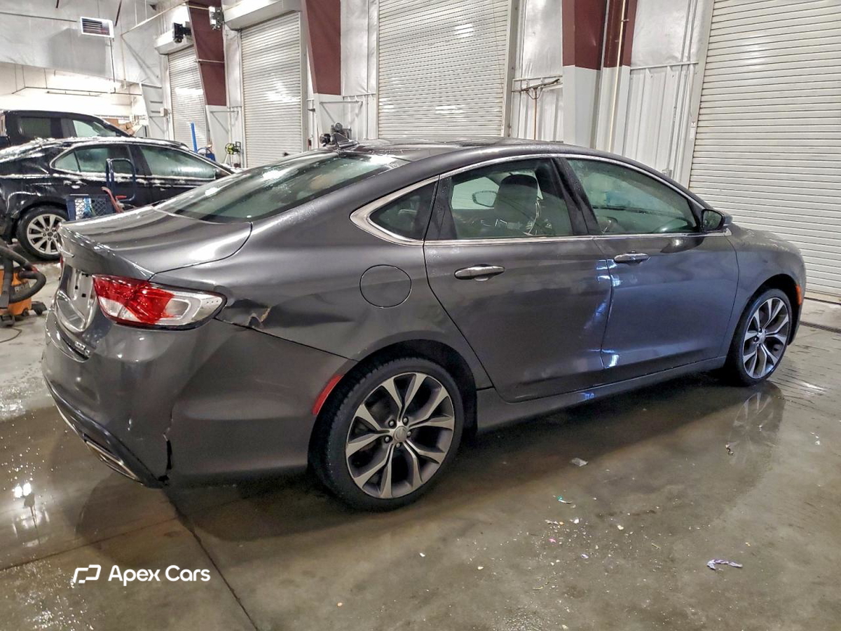 Chrysler 200 2015