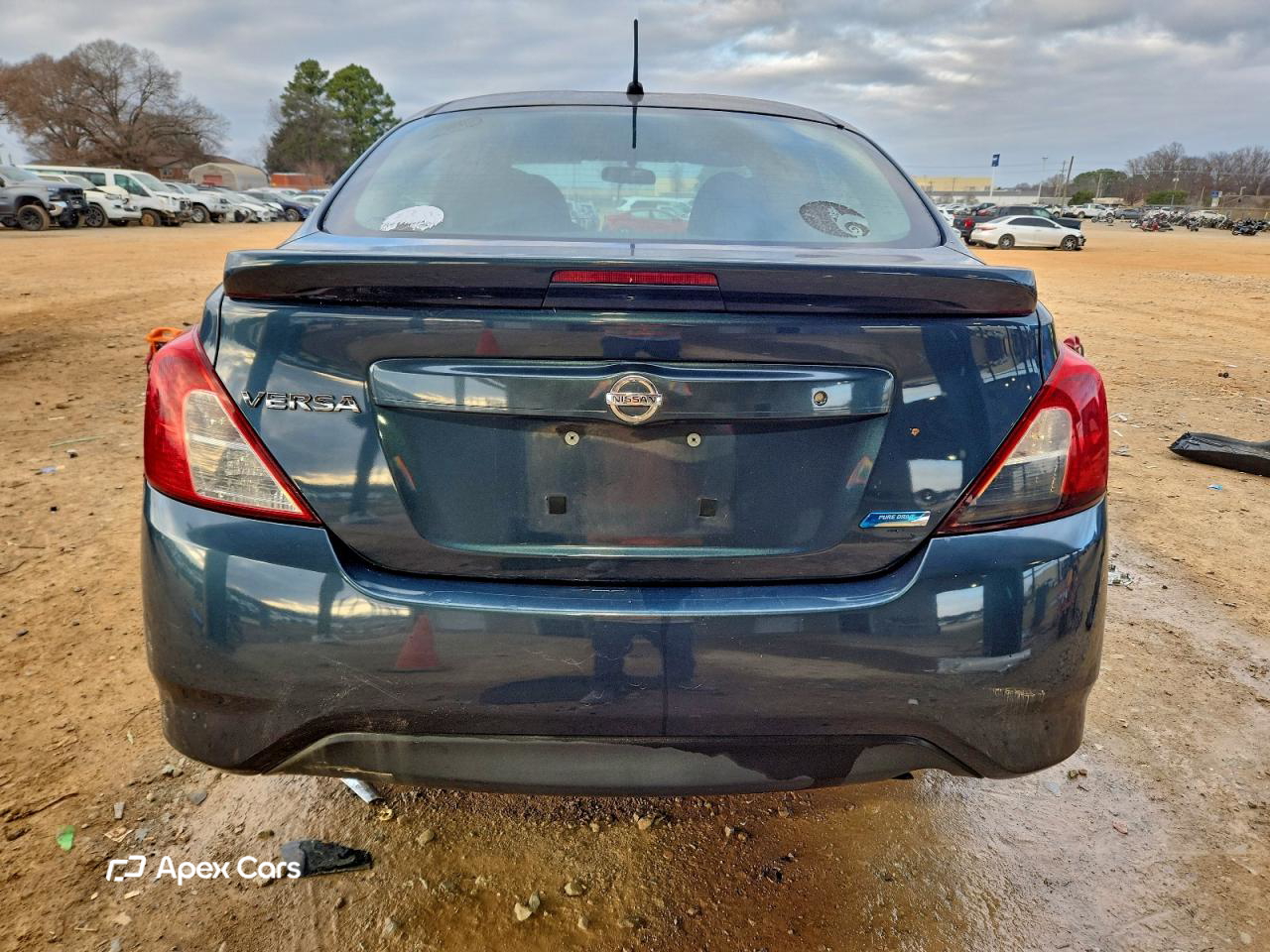Nissan Versa 2016