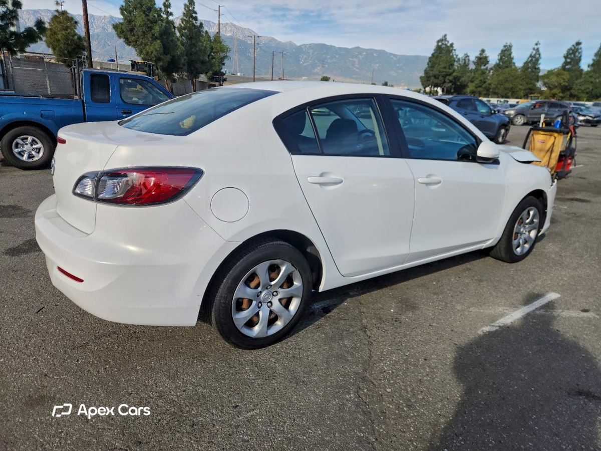 Mazda 3 2013