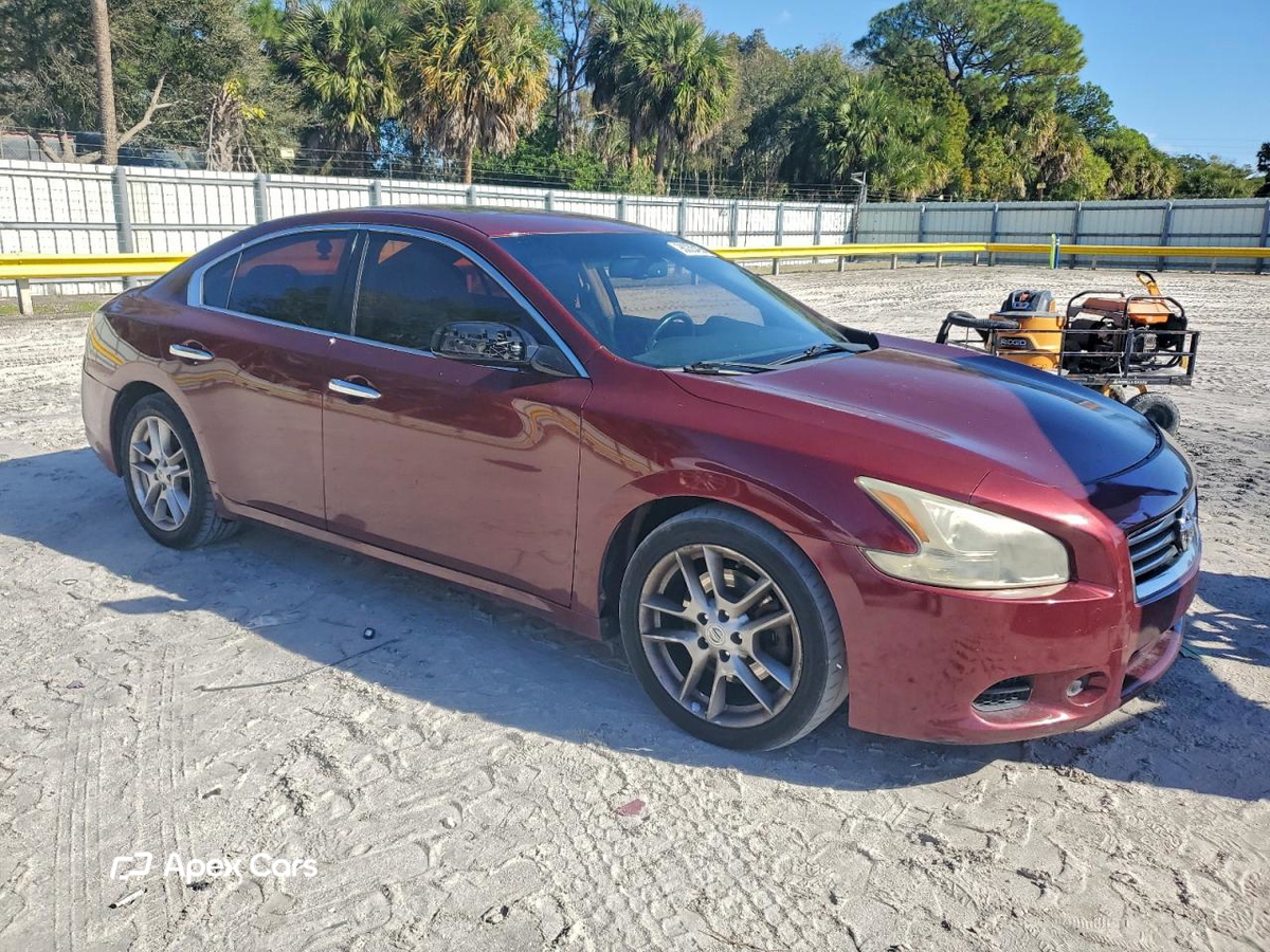 Nissan Maxima 2013
