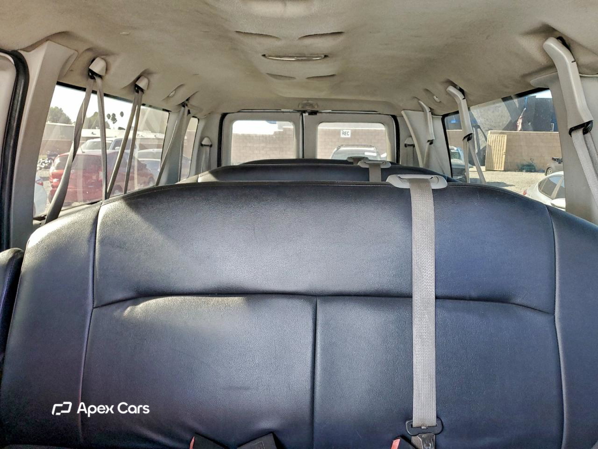 Ford Econoline 2012