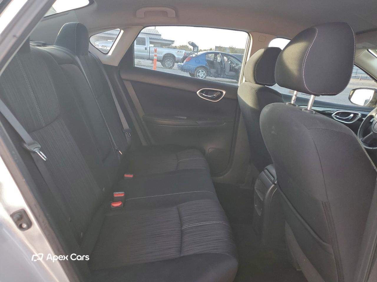Nissan Sentra 2016