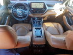 Toyota Highlander 2021