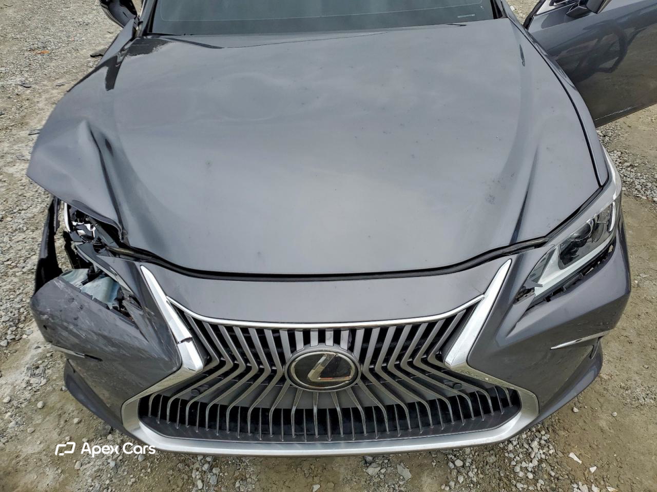 Lexus ES 2020