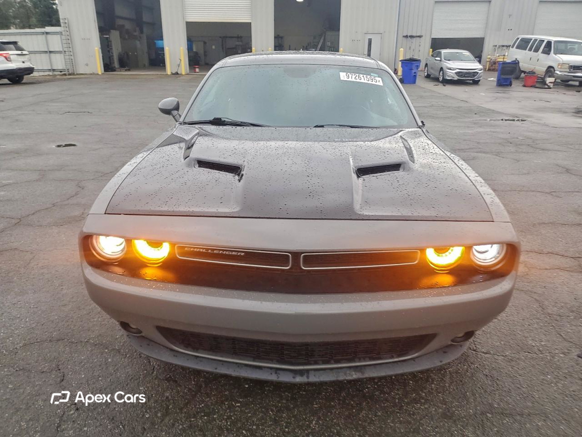 Dodge Challenger 2019
