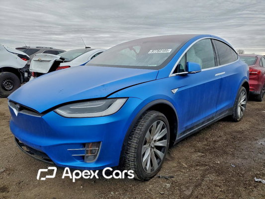 Tesla Model X 2016 - Image 1 of 12