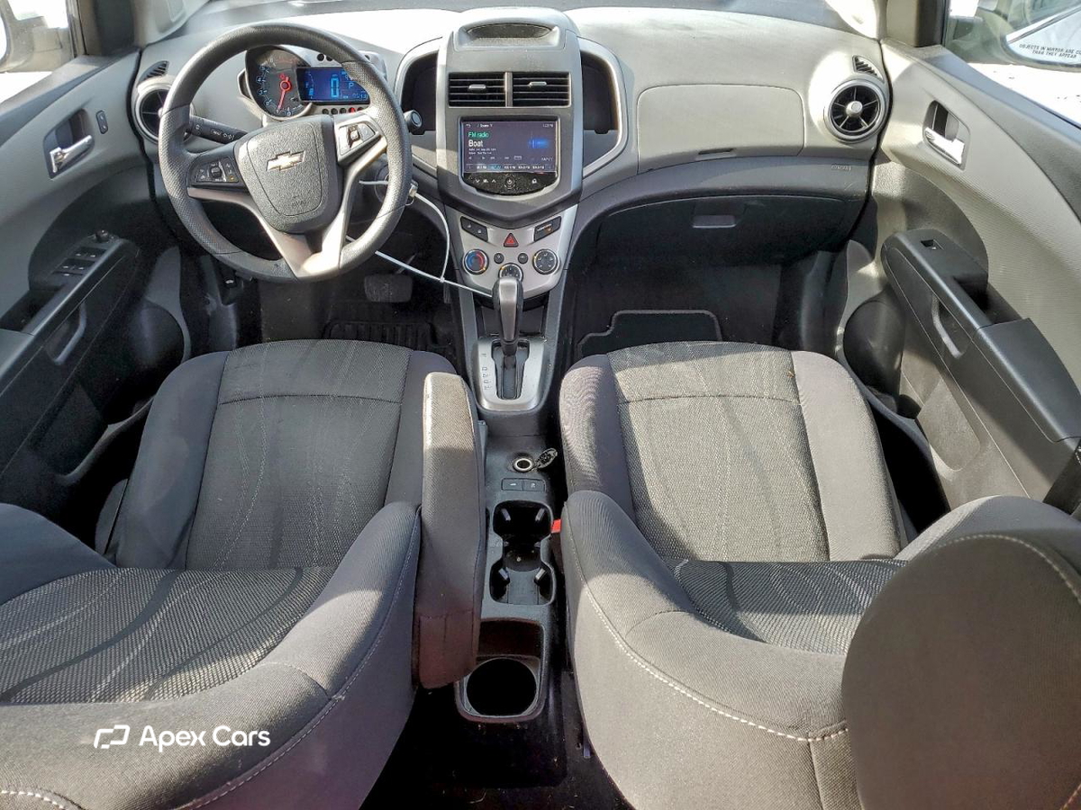 Chevrolet Sonic 2015