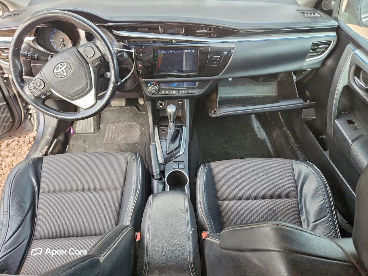 Toyota Corolla 2015