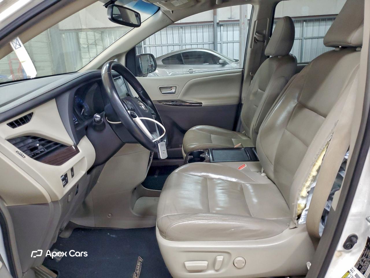 Toyota Sienna 2016