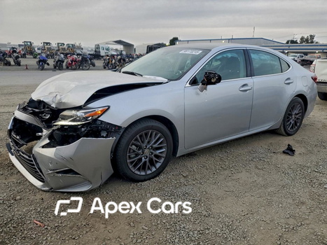 Lexus ES 2018 - Image 1 of 12
