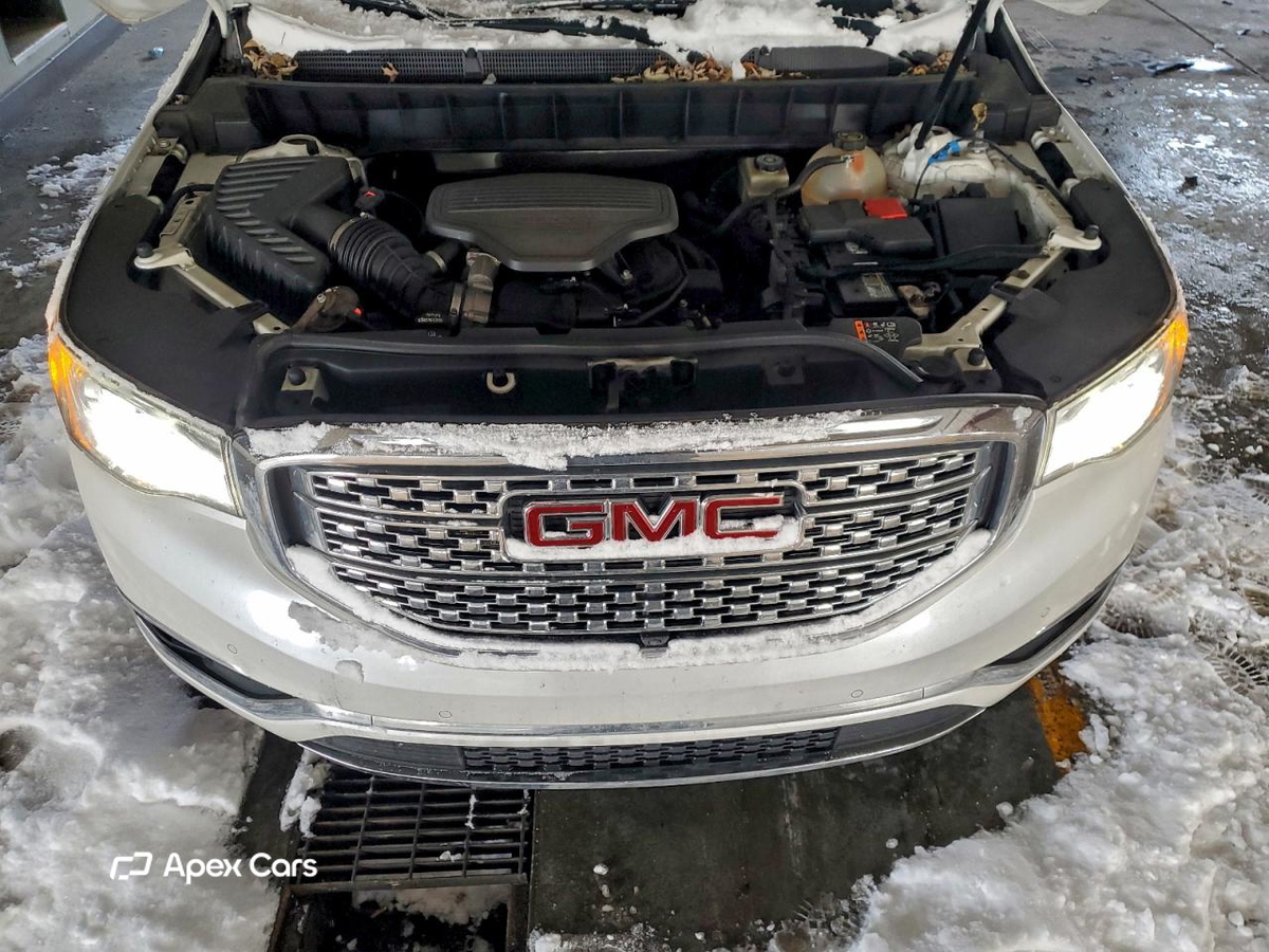 GMC Acadia 2017