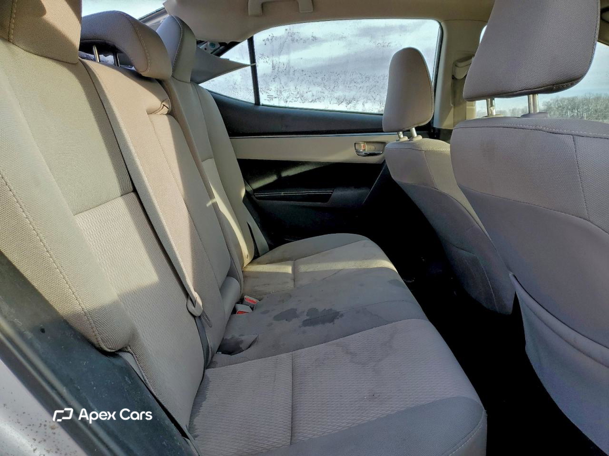 Toyota Corolla 2015