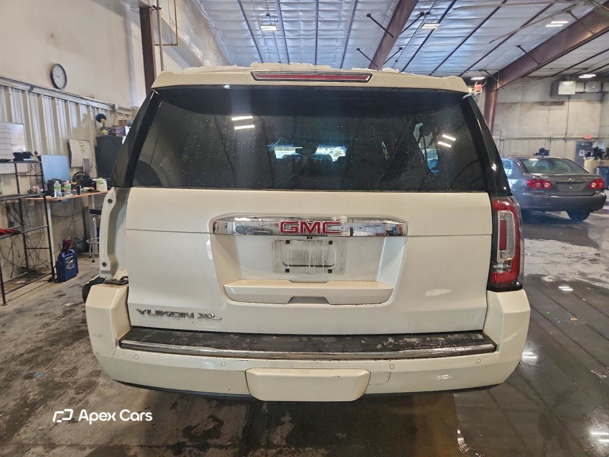 GMC Yukon 2015