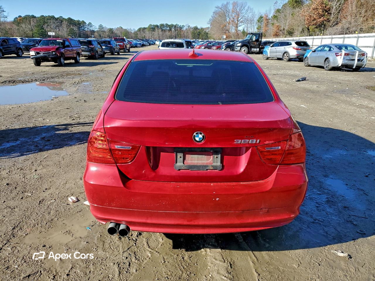 BMW Series 3 2011