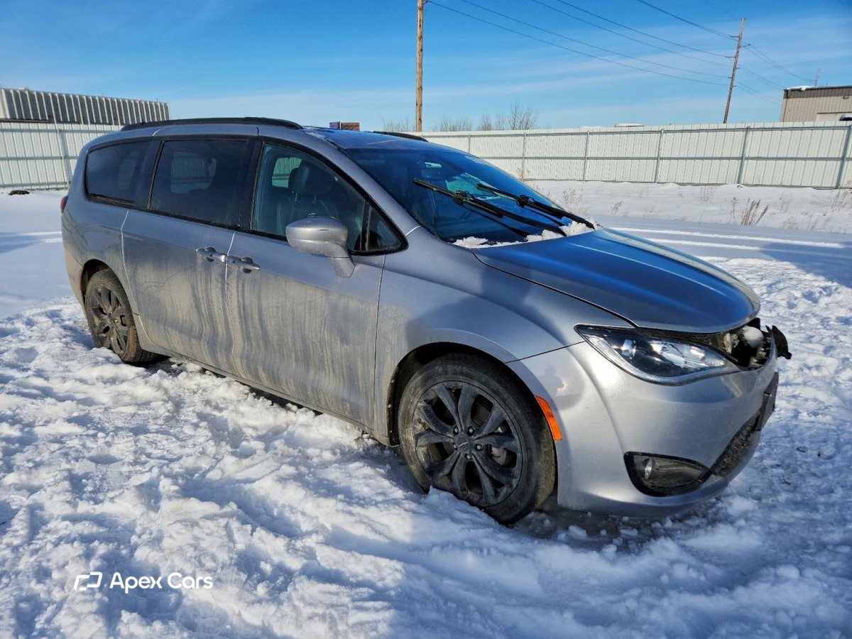 Chrysler Pacifica 2020