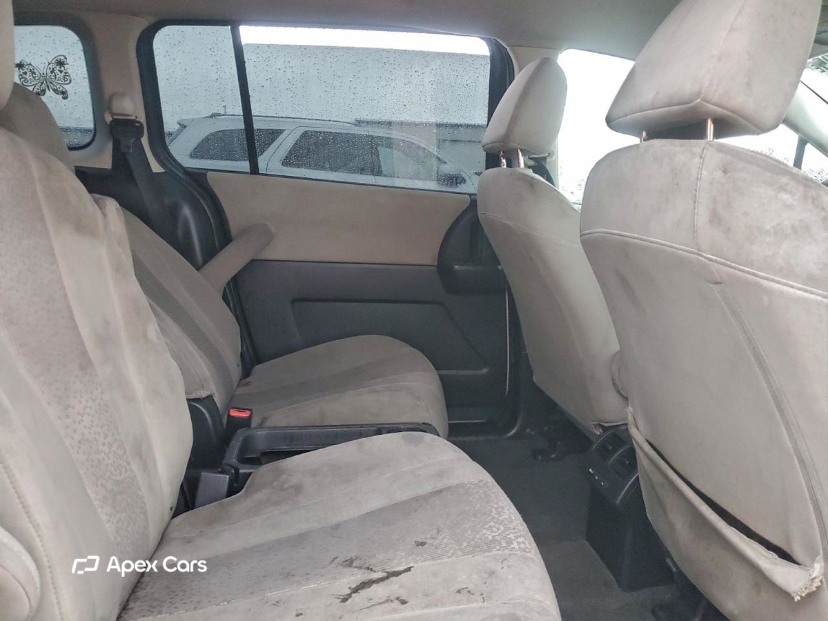 Mazda 5 2012
