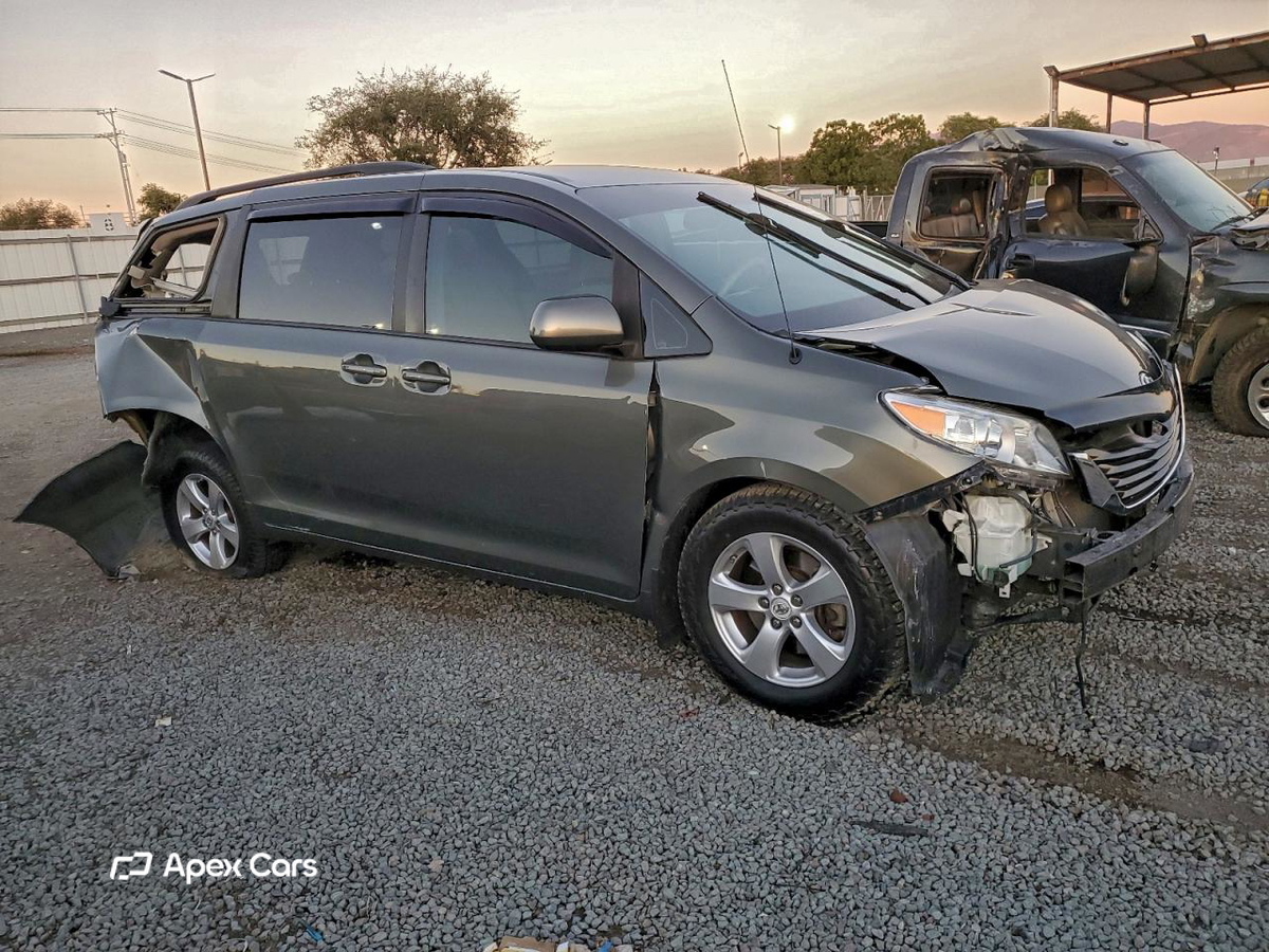 Toyota Sienna 2012