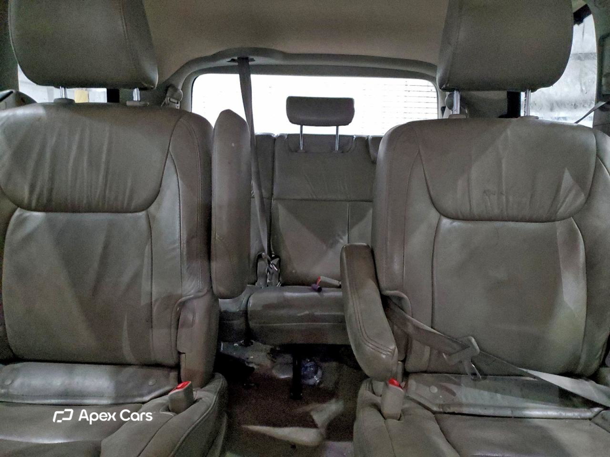 Toyota Sienna 2010