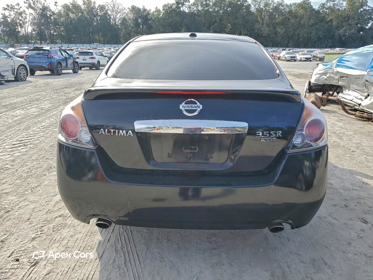 Nissan Altima 2012
