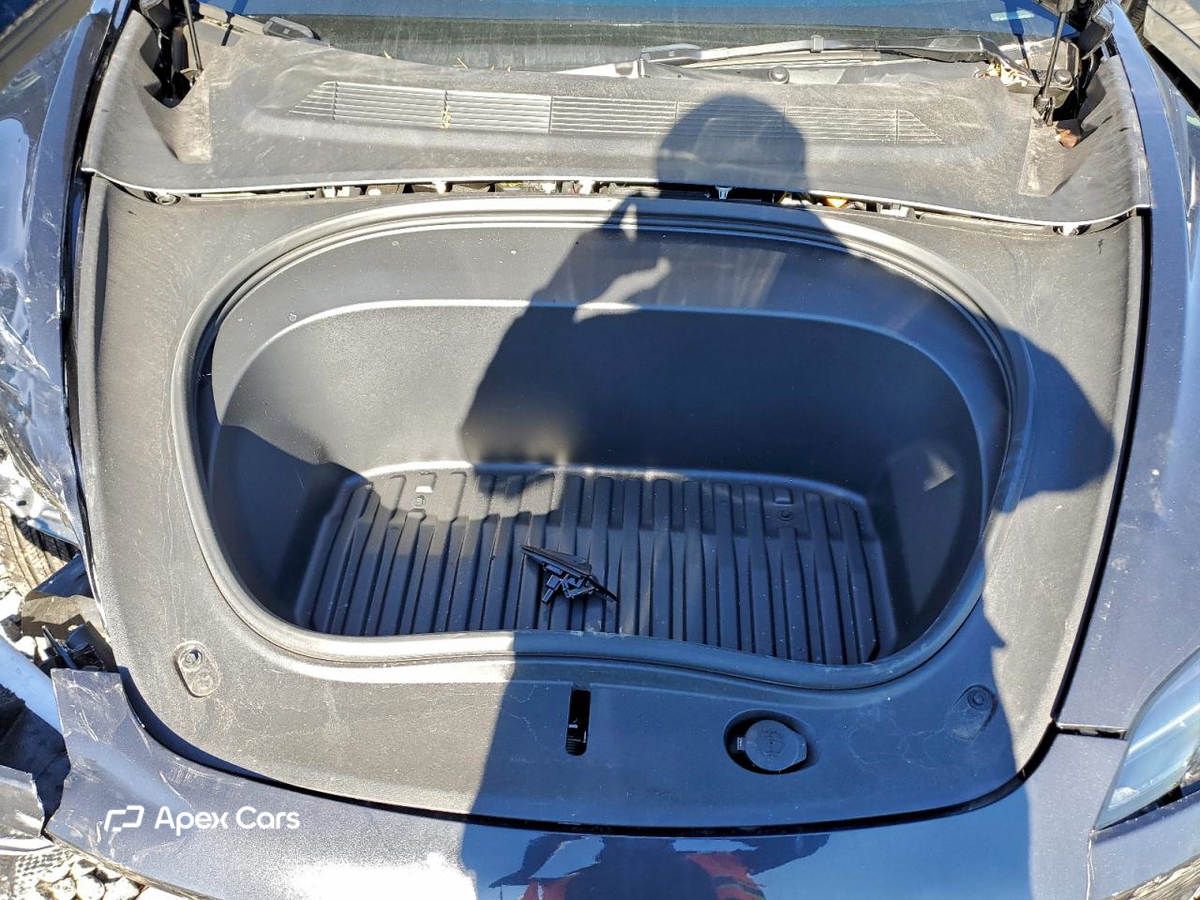 Tesla Model 3 2025