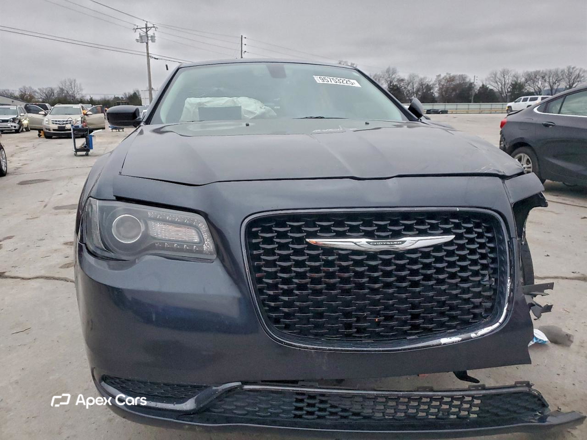 Chrysler 300 2019