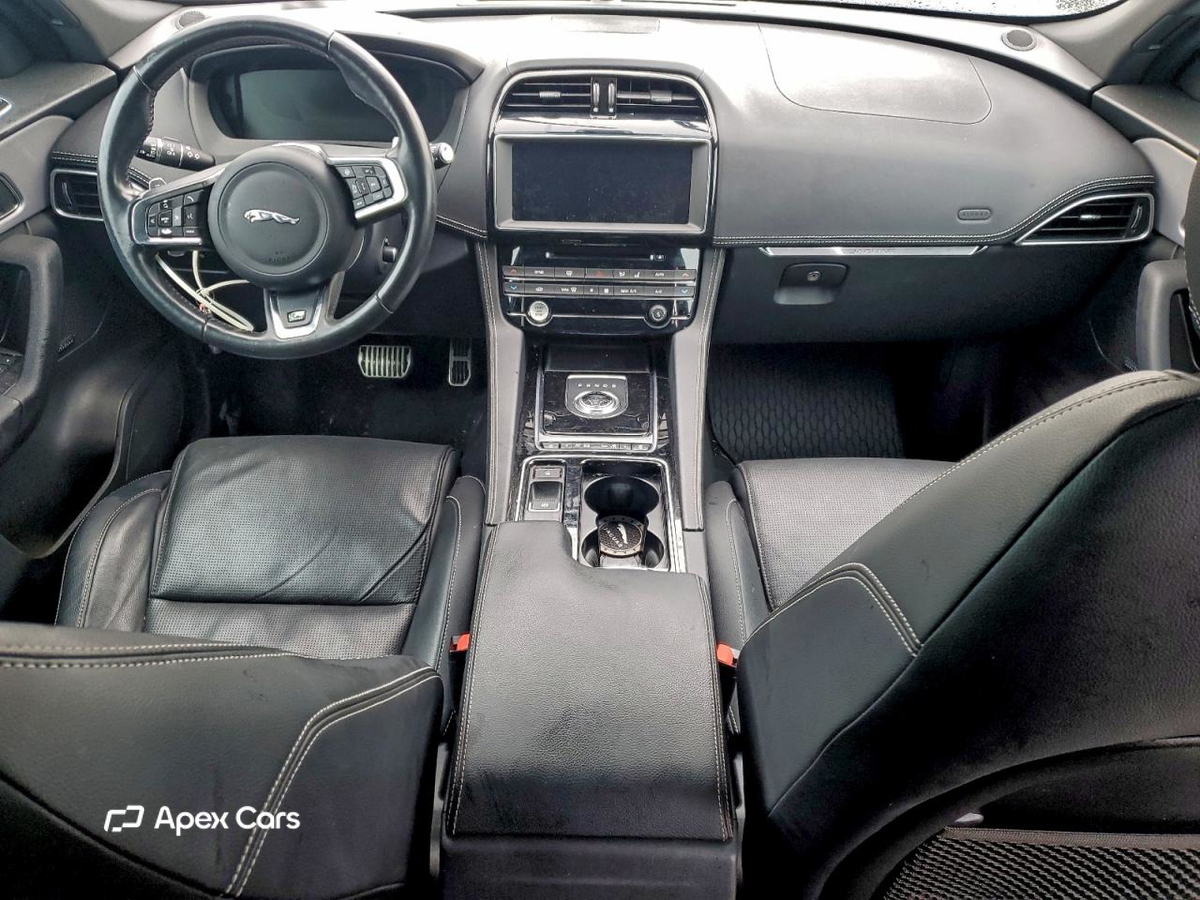 Jaguar F-Pace 2018