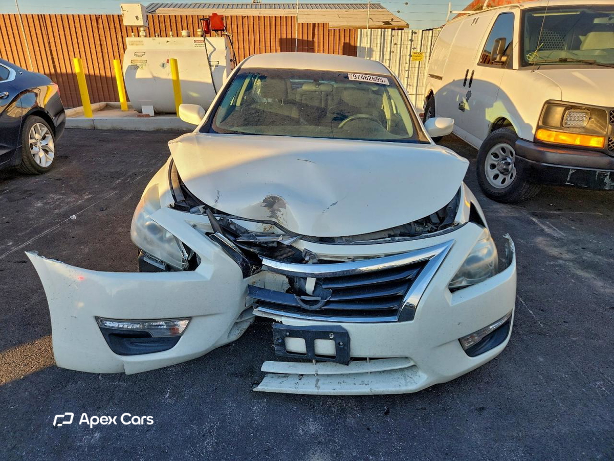 Nissan Altima 2015