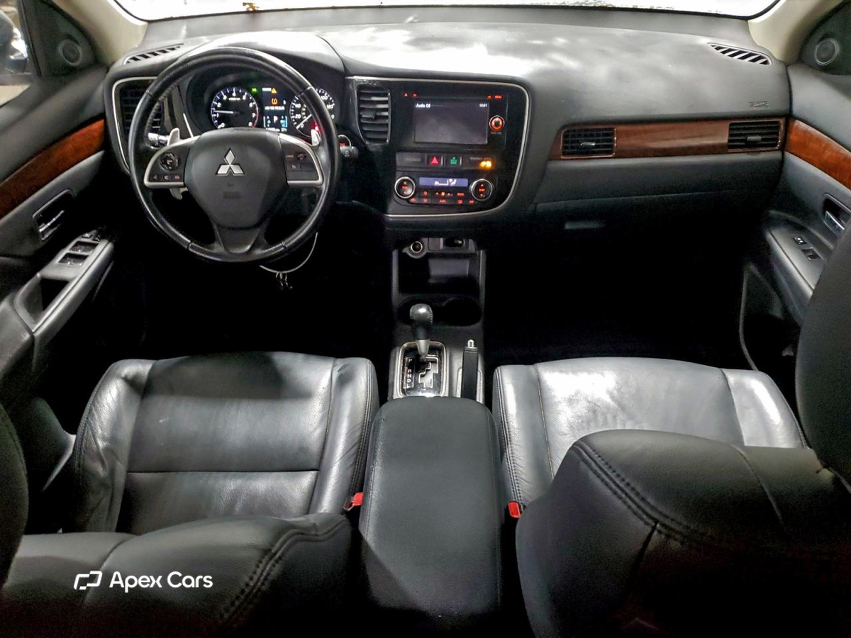 Mitsubishi Outlander 2014