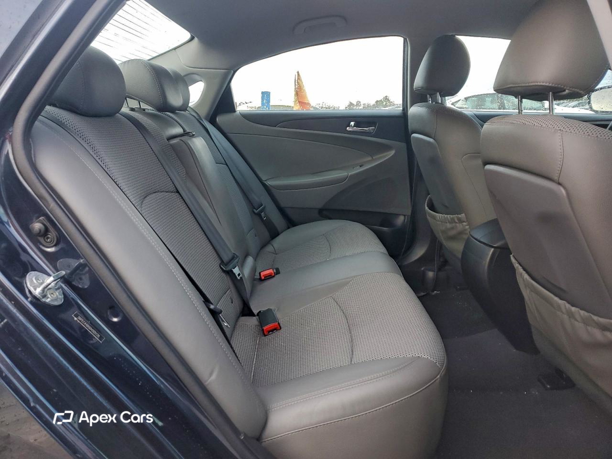 Hyundai Sonata 2013
