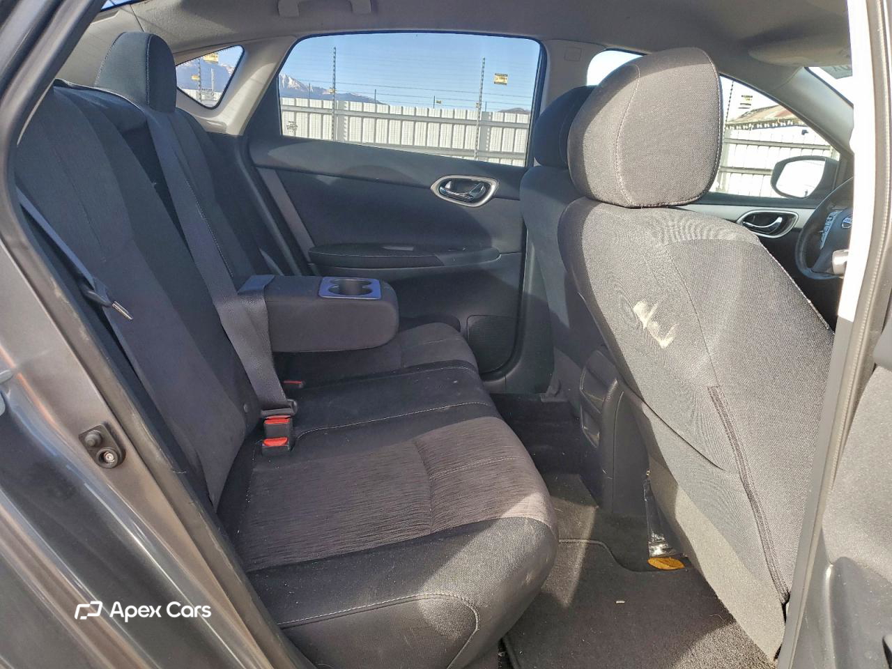 Nissan Sentra 2015