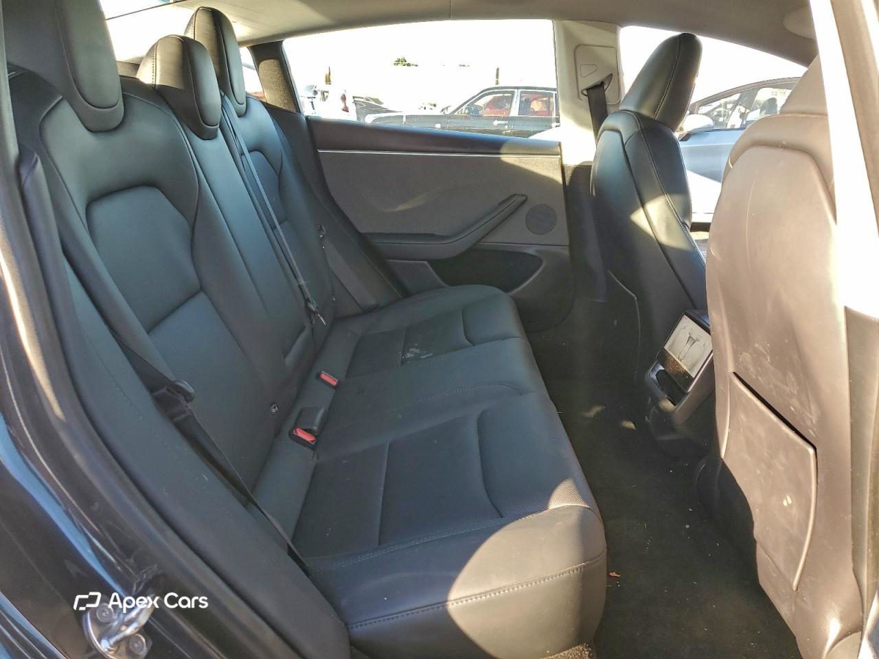 Tesla Model 3 2024