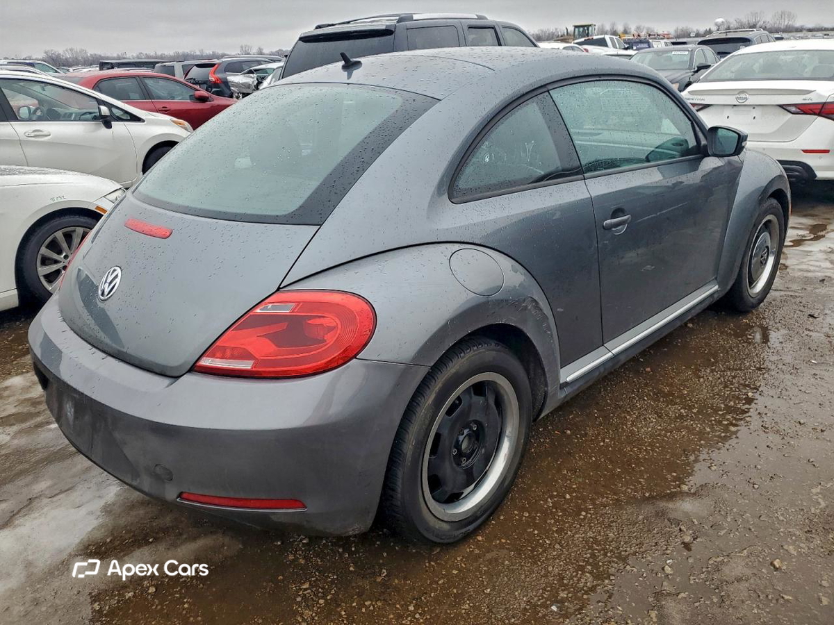 Volkswagen Beetle 2012