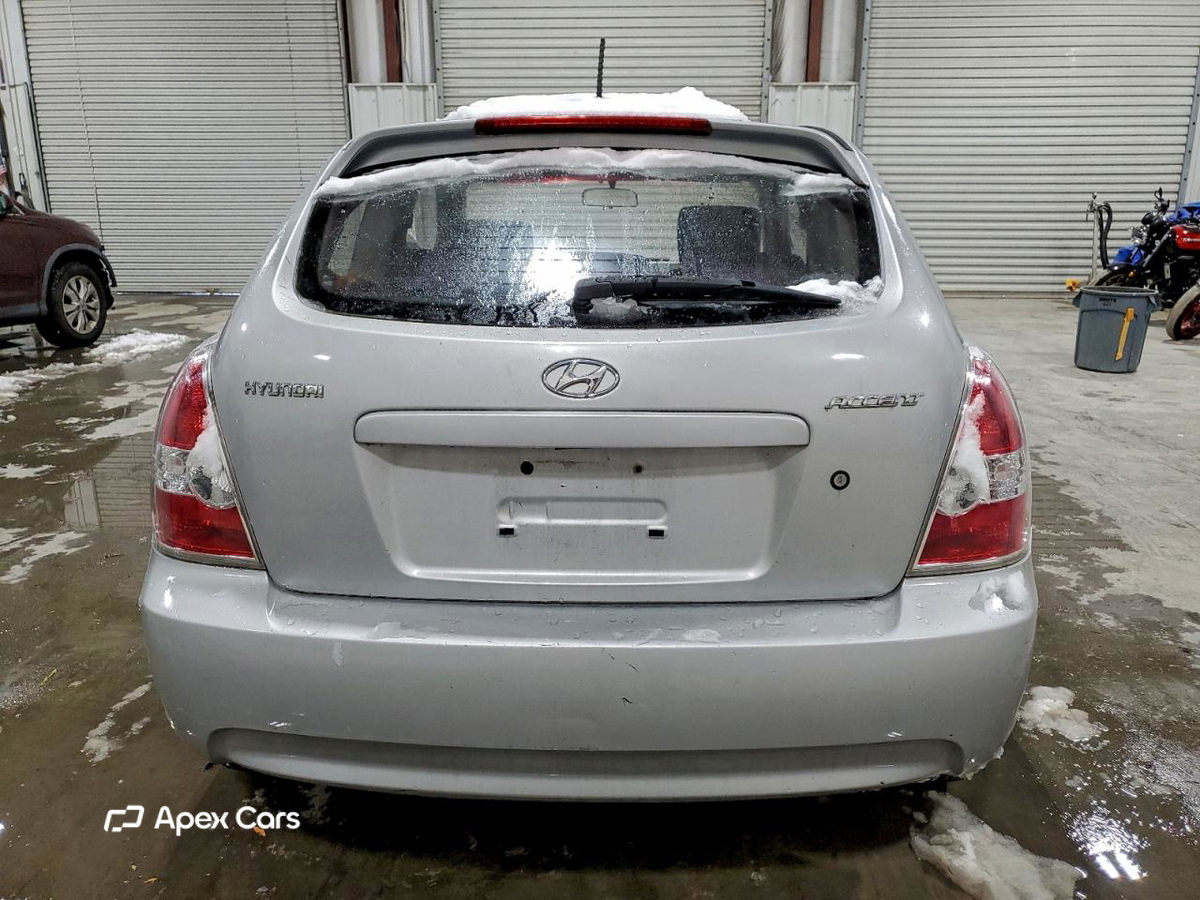 Hyundai Accent 2010