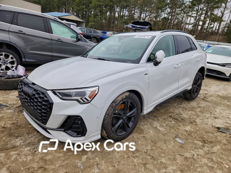 Audi Q3 2021 - Image 1 of 14