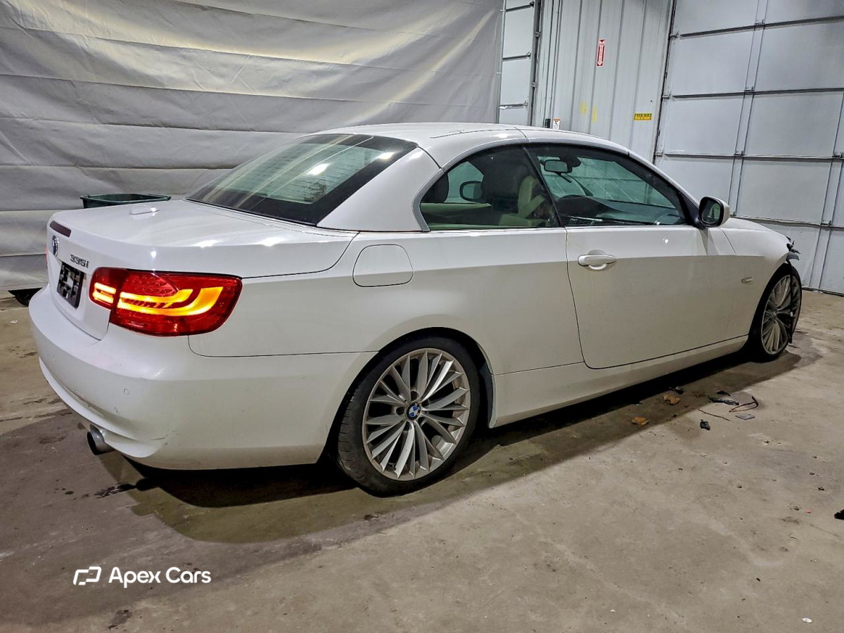 BMW Series 3 2011