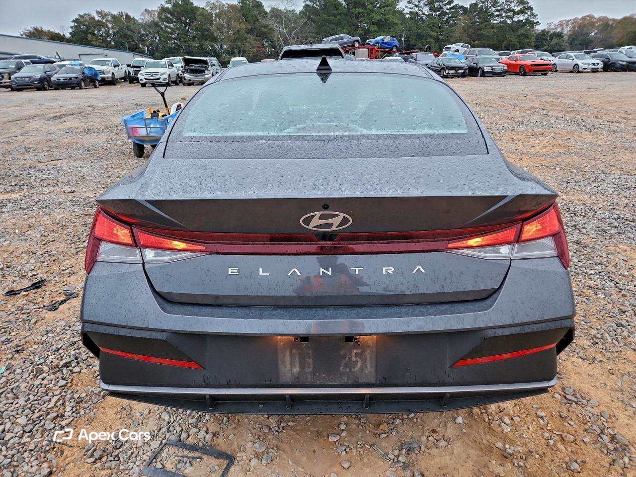 Hyundai Elantra 2024