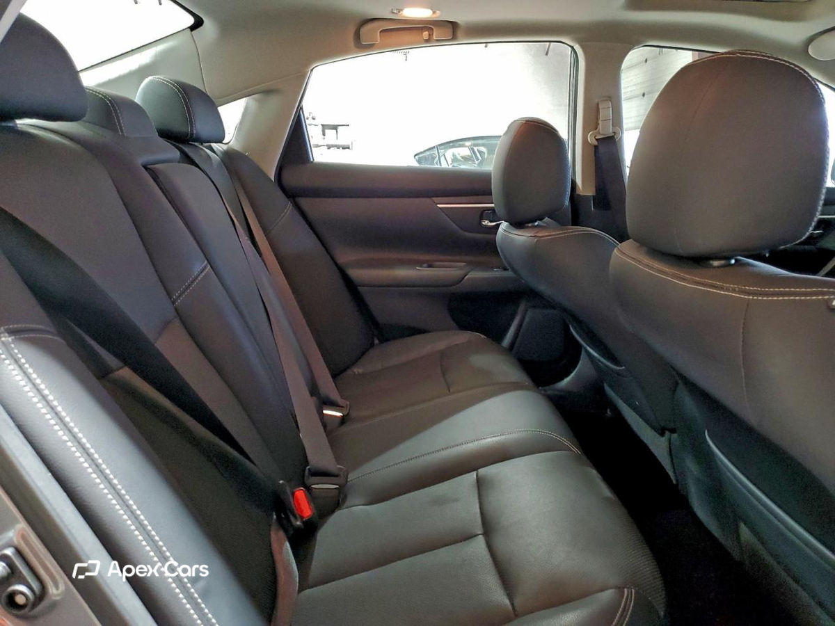 Nissan Altima 2016