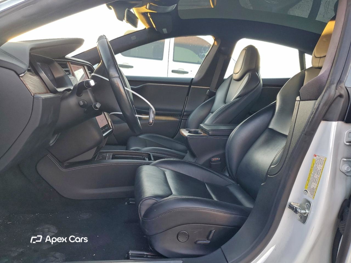 Tesla Model S 2018