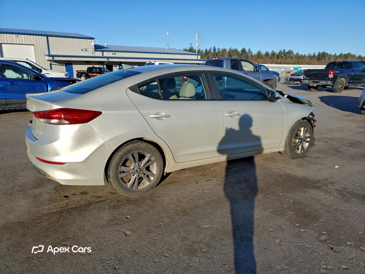 Hyundai Elantra 2017
