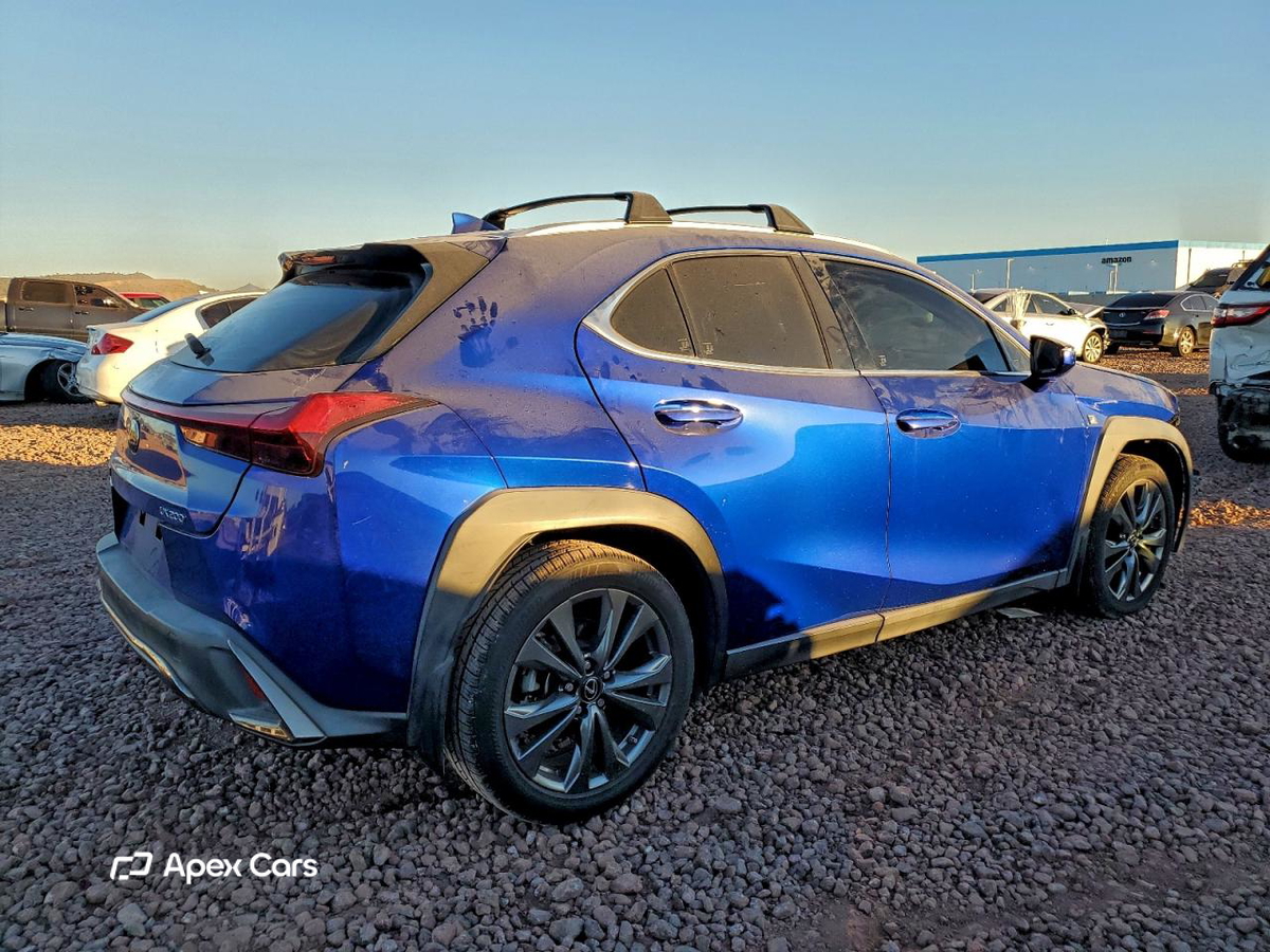 Lexus UX 2019